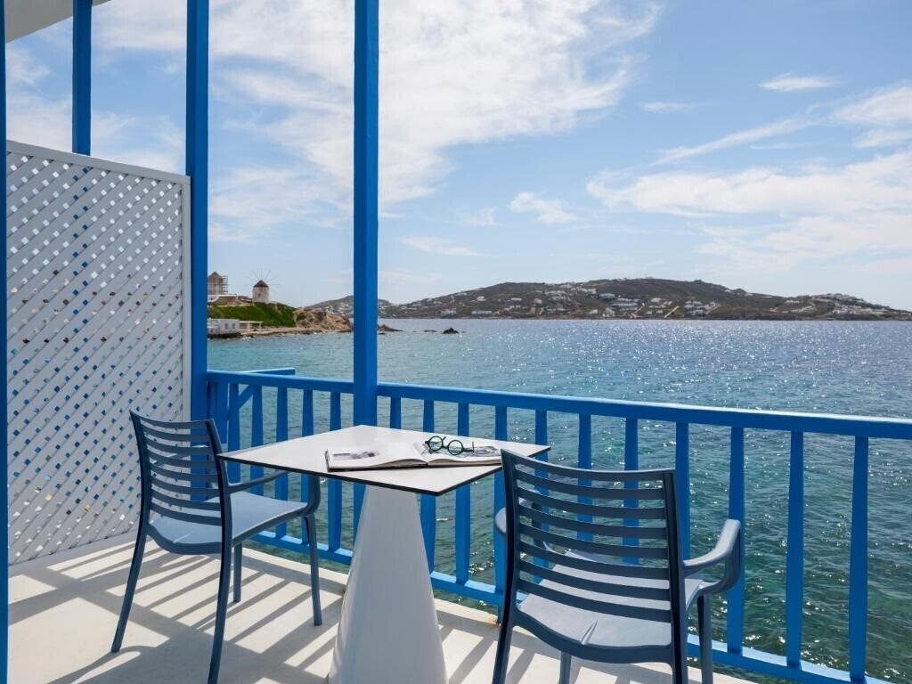 Изображение Bluetopia Suites 4*