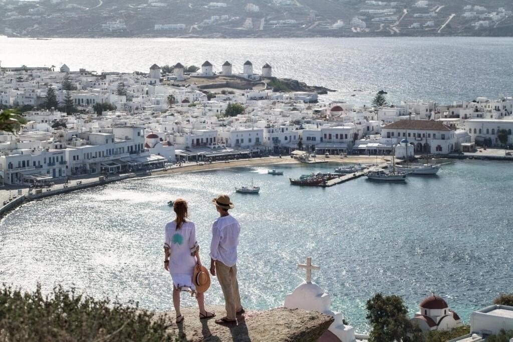 Готель Deos Mykonos a Myconian Collection Hotel 5*