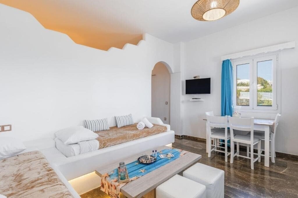 Картинка Mykonian Breeze 5*