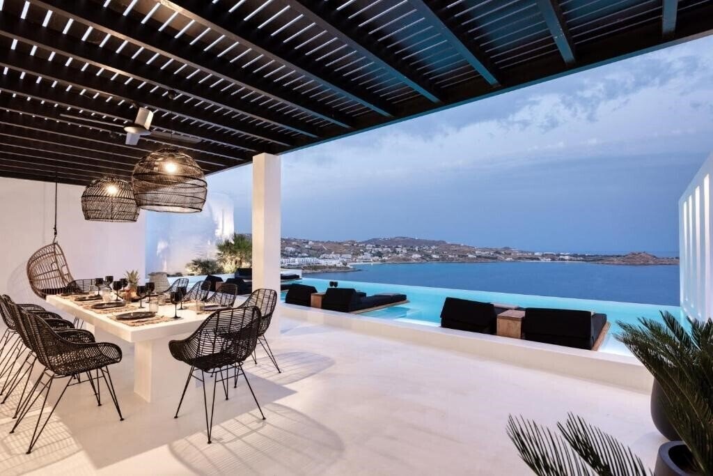 Изображение Psarou Black Villa 5*