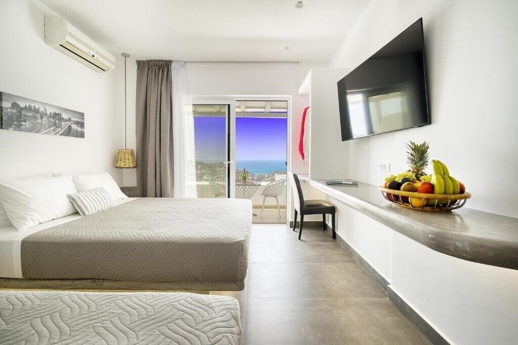 Готель Anius Apartments 3*
