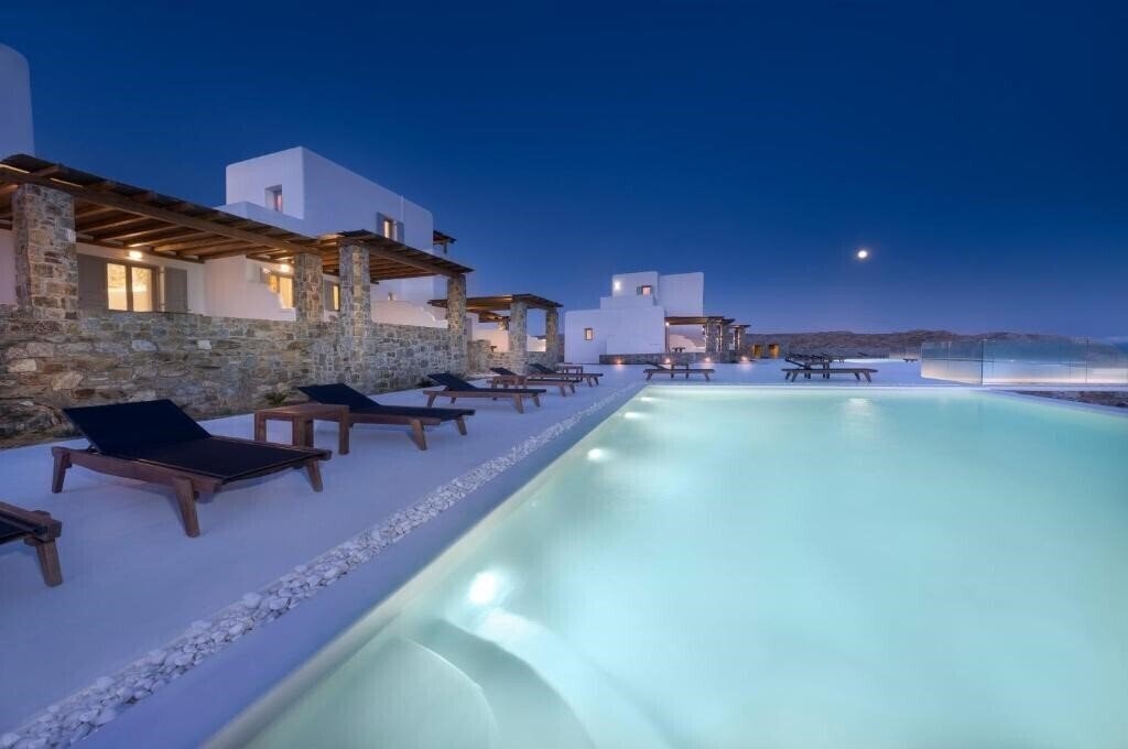 Готель Legendary Suites Mykonos 3*