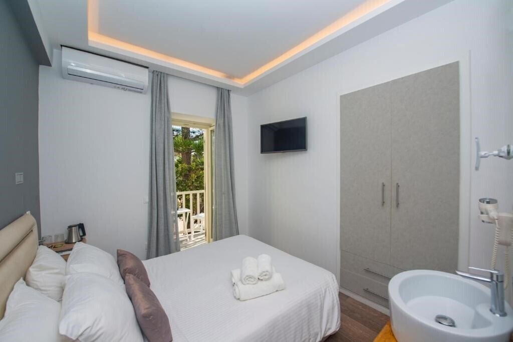 Готель Fresh Boutique Hotel 3*