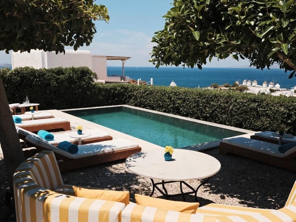 Готель Belvedere Hilltop Complex Rooms & Suites 4*