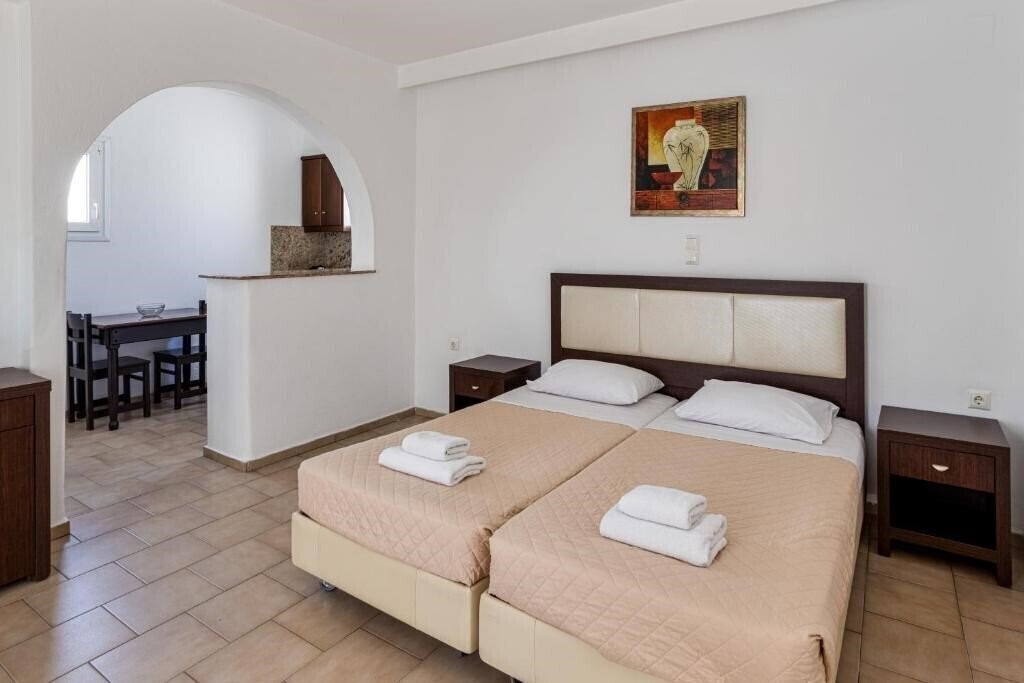 Фото Elena Suites 3*