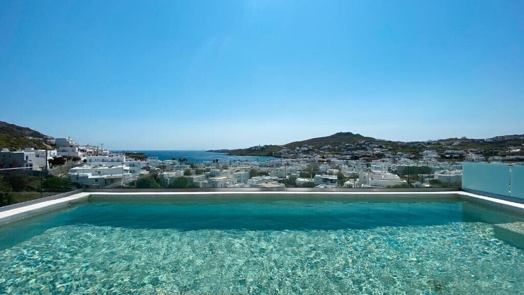 Фото Amperian Mykonos Suites 4*