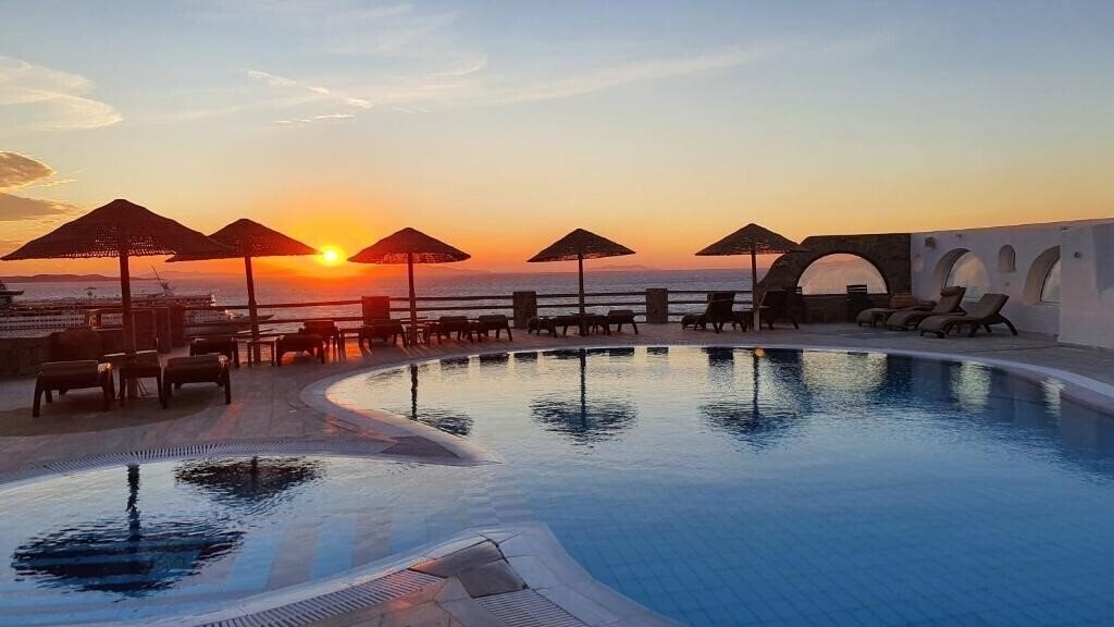 Готель Gorgona Hotel 2*