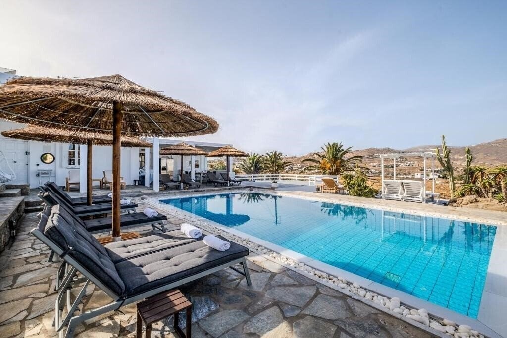 Готель Manu Luxury Mykonos Villa 3*