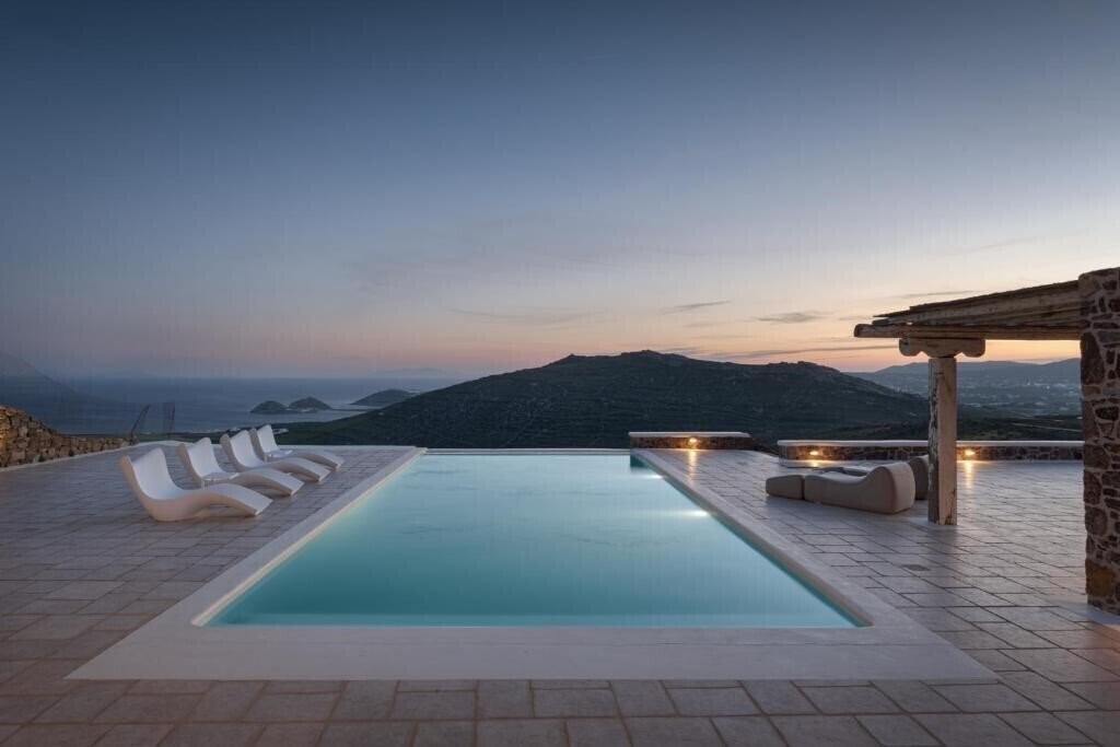 Отель Myconian Icon Villa 3*