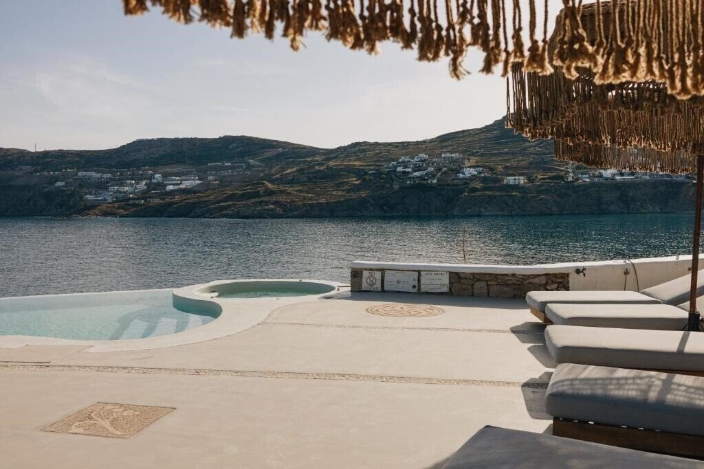 Картинка Mykonos Pantheon 4*