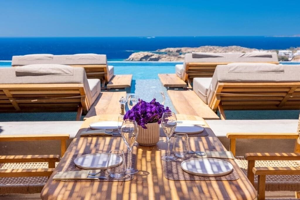 Картинка Tropicana Hotel 4*