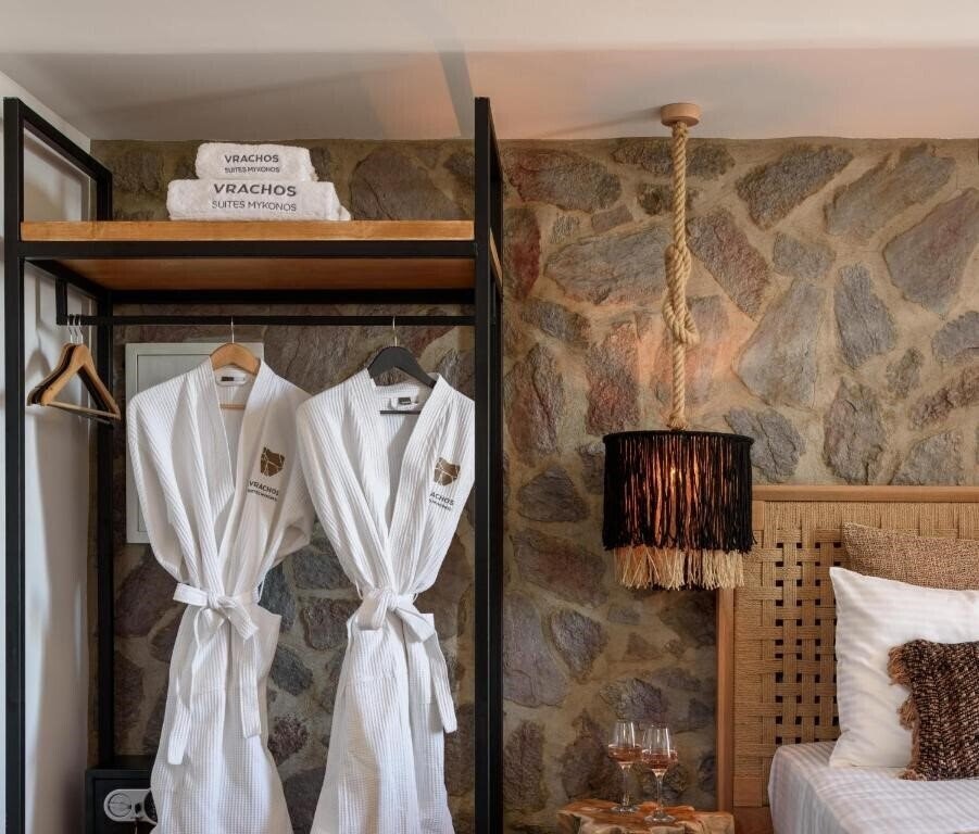 Картинка Vrachos Suites Mykonos 3*