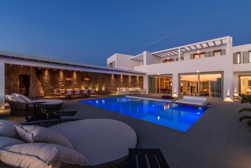 Отель Splendid Mykonos Luxury Villas & Suites 5*