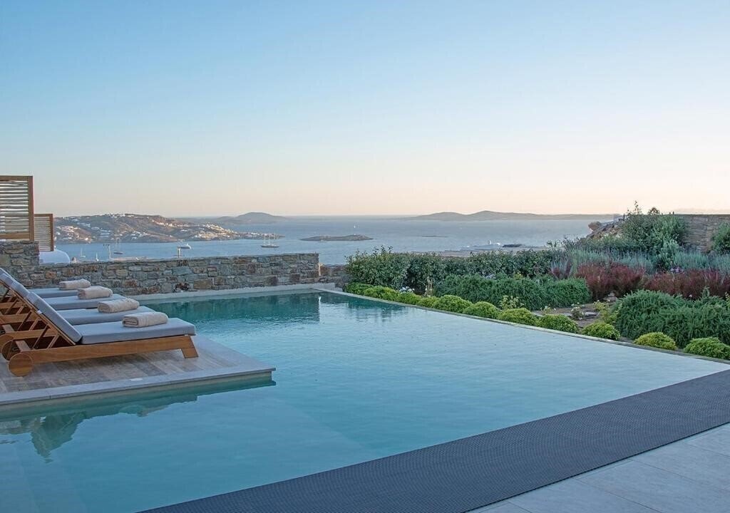 Отель M Mykonos Villas 5*