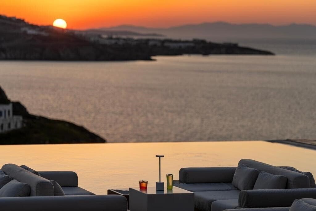 Картинка Bill & Coo Mykonos 5*