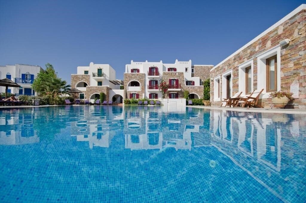 Отель Naxos Resort Beach 3*