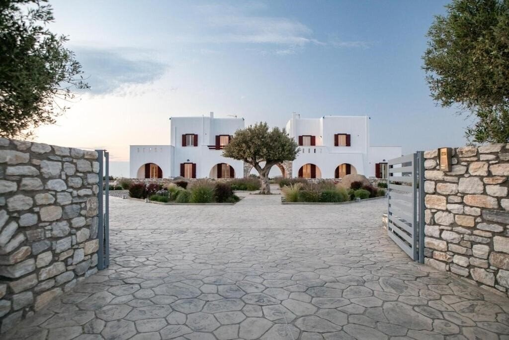 Готель Olives & Rocks Naxian Villas 4*