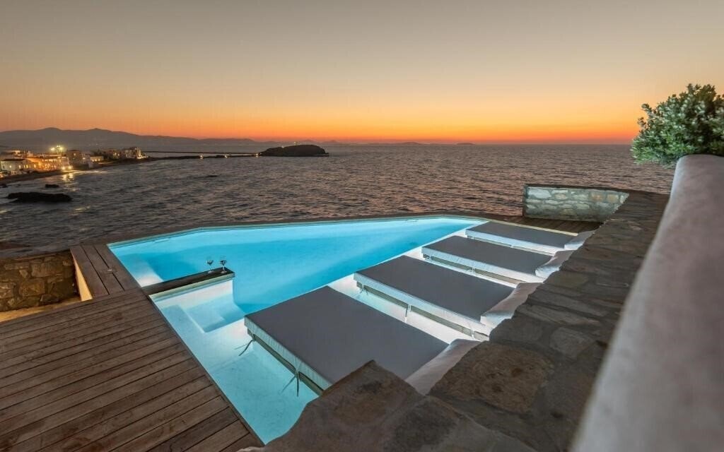 Фото Iliada Sunset Suites 4*