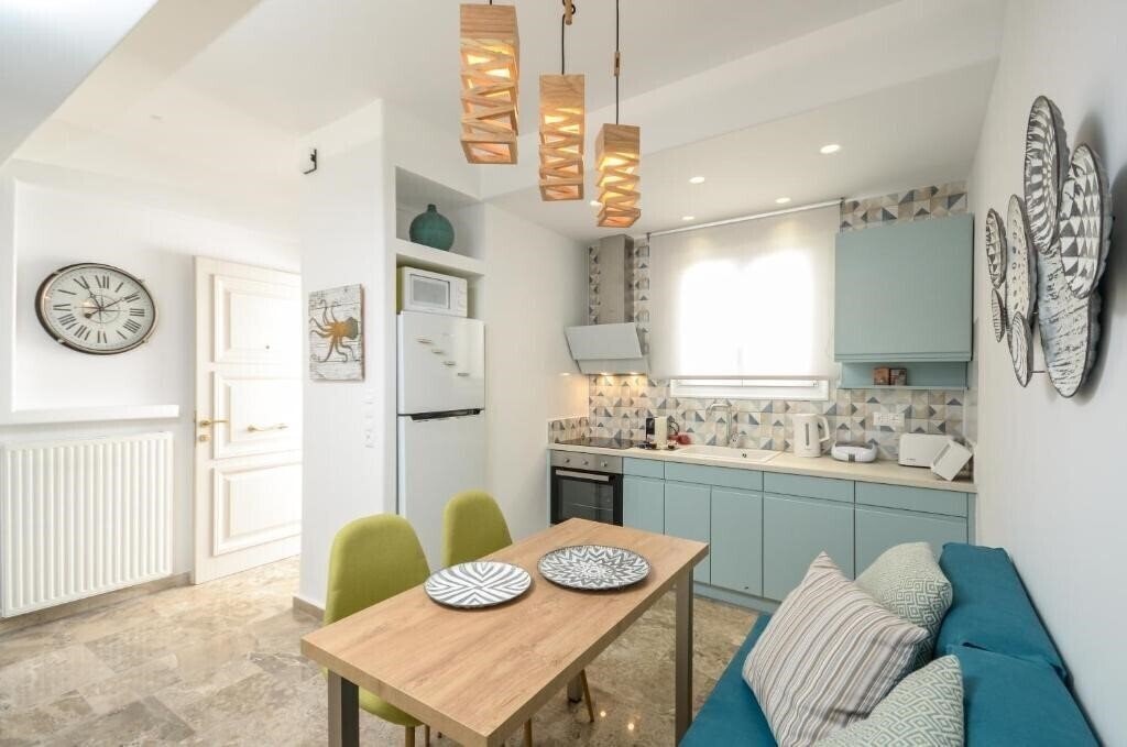 Отель Beach Connection Naxos Town 3*