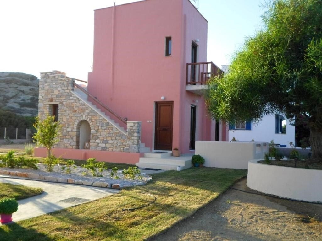 Фото Gratsias Luxury Apartments 3*
