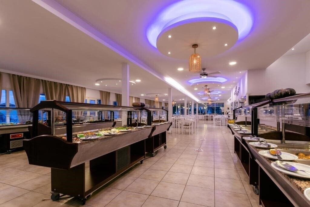 Фотография Mikri Vigla Hotel Beach Resort 3*