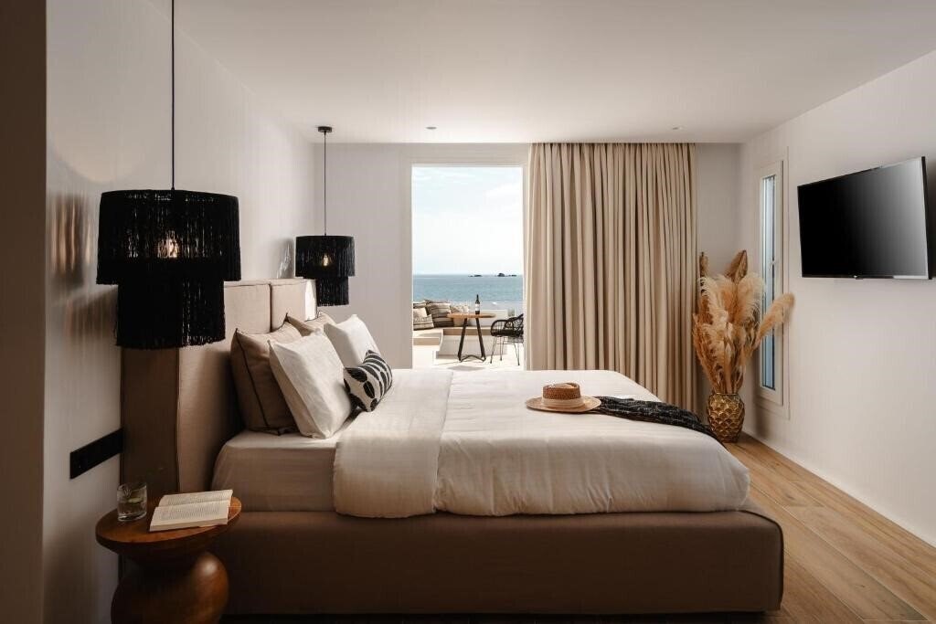 Картинка Almiriki Naxos Beachside Living 4*