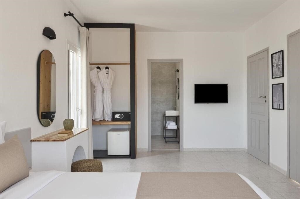 Картинка Pounda Resort Paros 4*