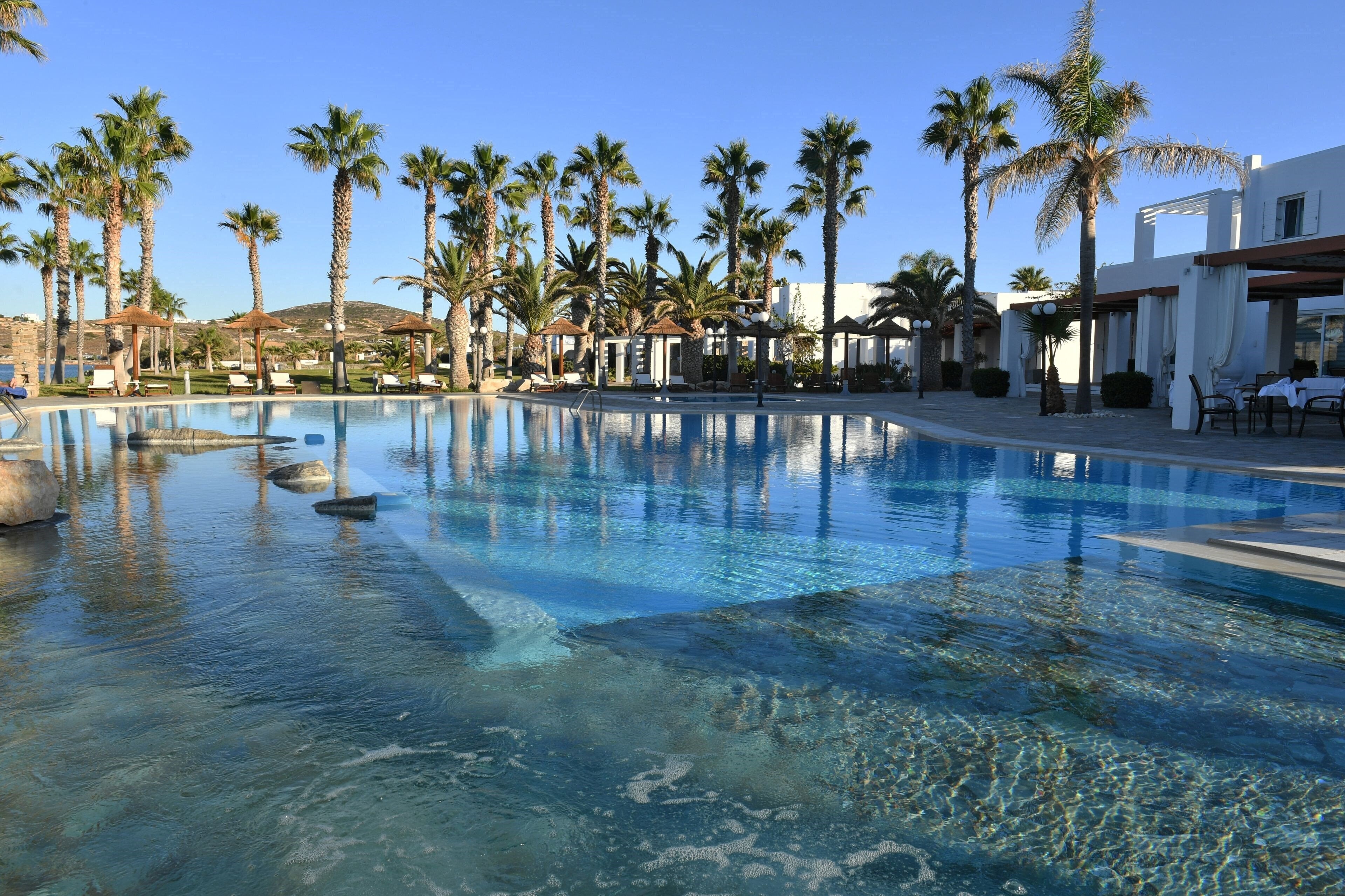 Готель Astir Of Paros 5*