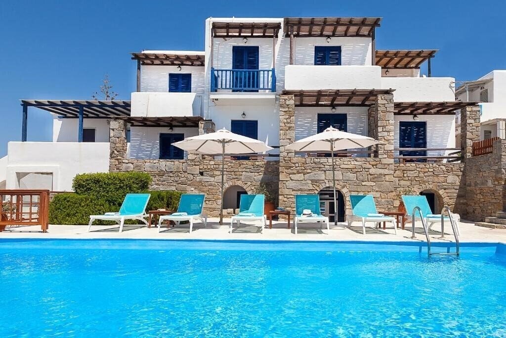 Отель San Antonio Summer House 3*