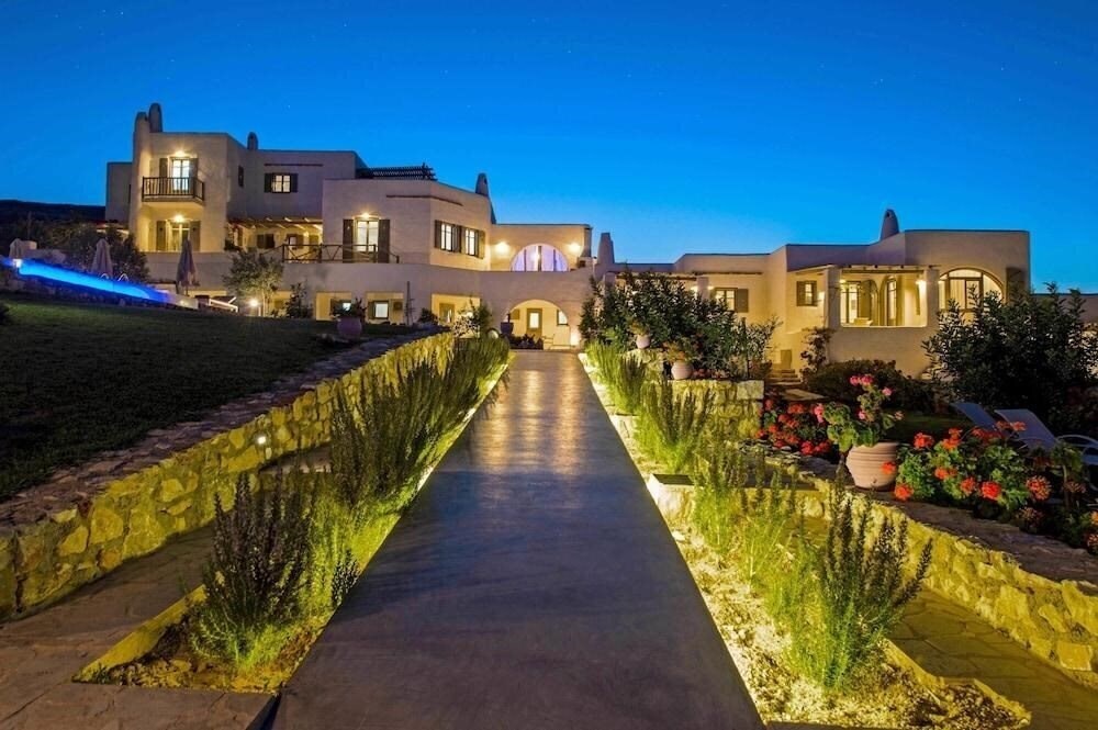 Зображення Naoussa Hills Boutique Resort 4*