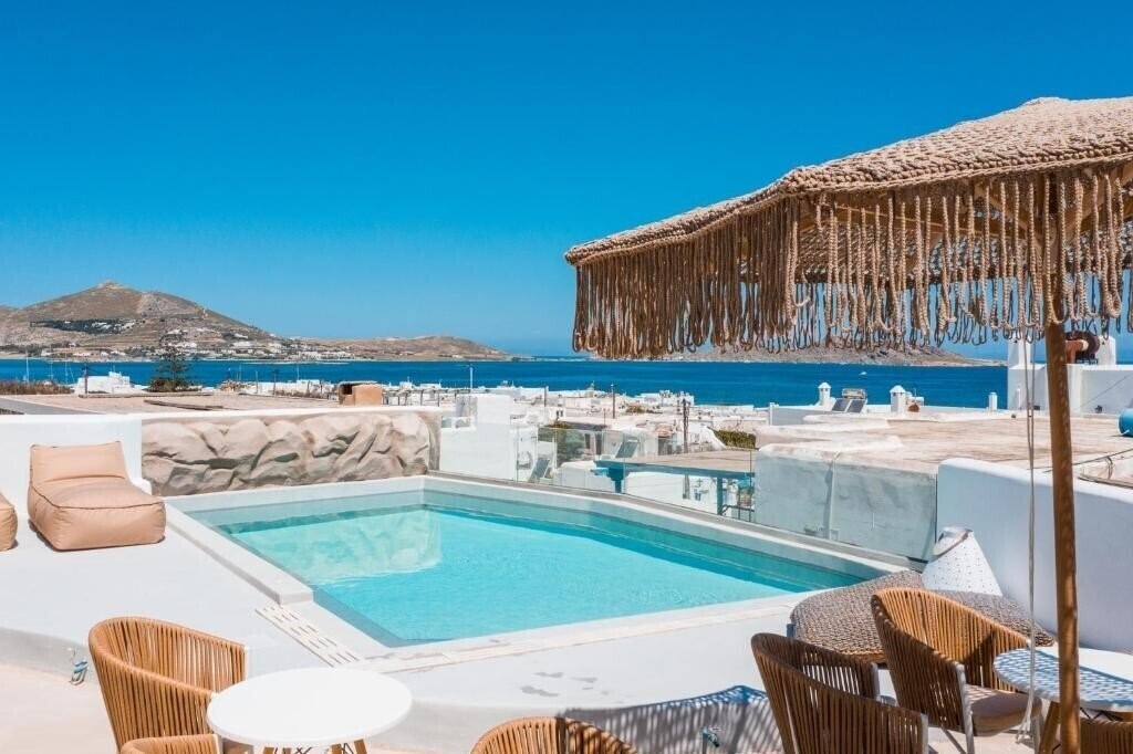 Готель Bohemian Luxury Boutique 4*