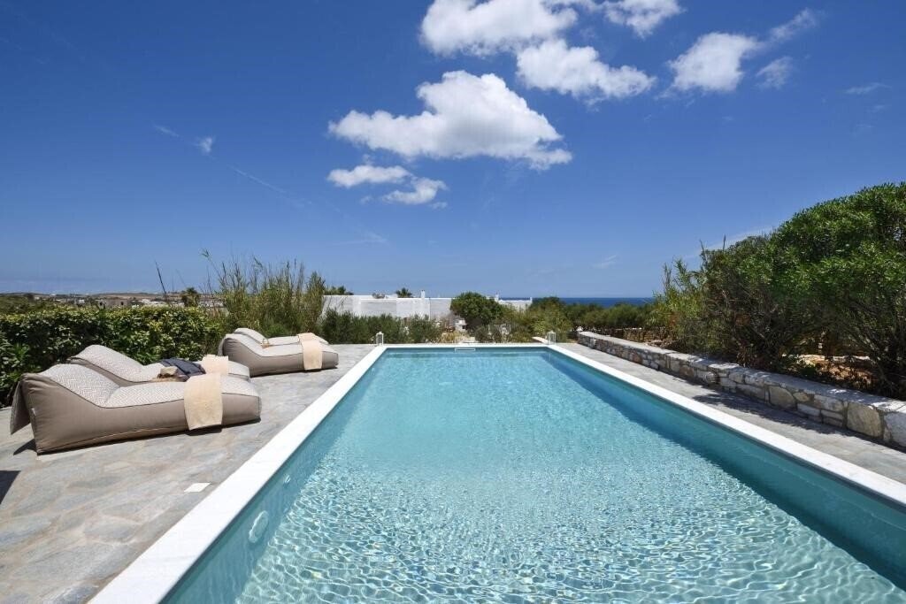 Готель Amalgam Homes Paros 4*