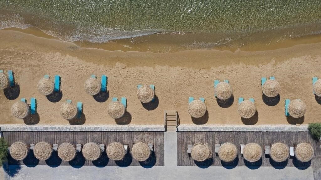 Готель Golden Beach Paros 3*