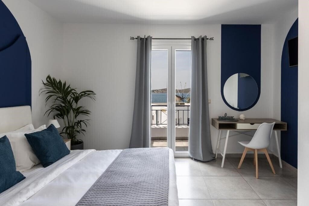 Отель Hotel Kontes 3*