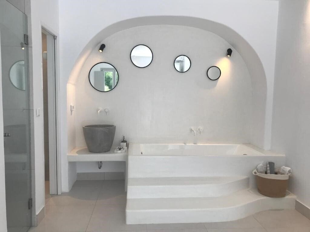 Отель Quartano Luxury Cycladic Residence 3*