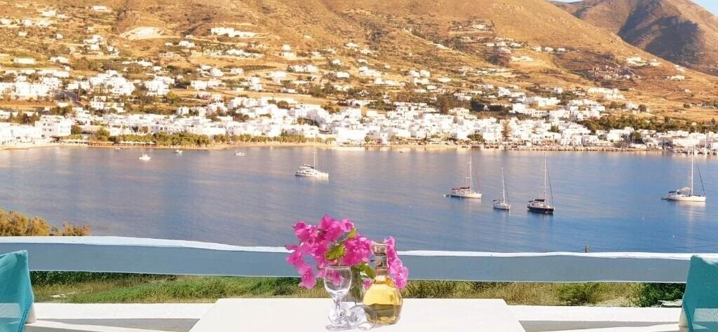 Отель Paros Paradise Apartments 3*