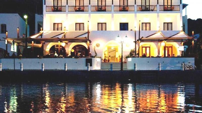 Готель Chris Hotel Patmos 2*