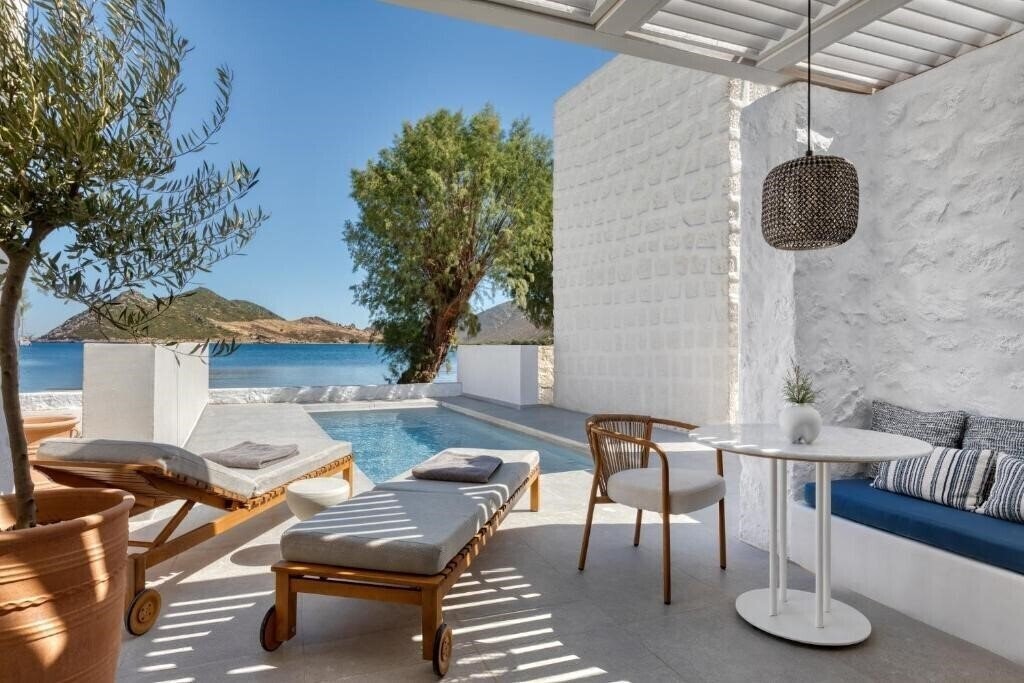 Картинка Patmos Aktis Suites & Spa Hotel 5*