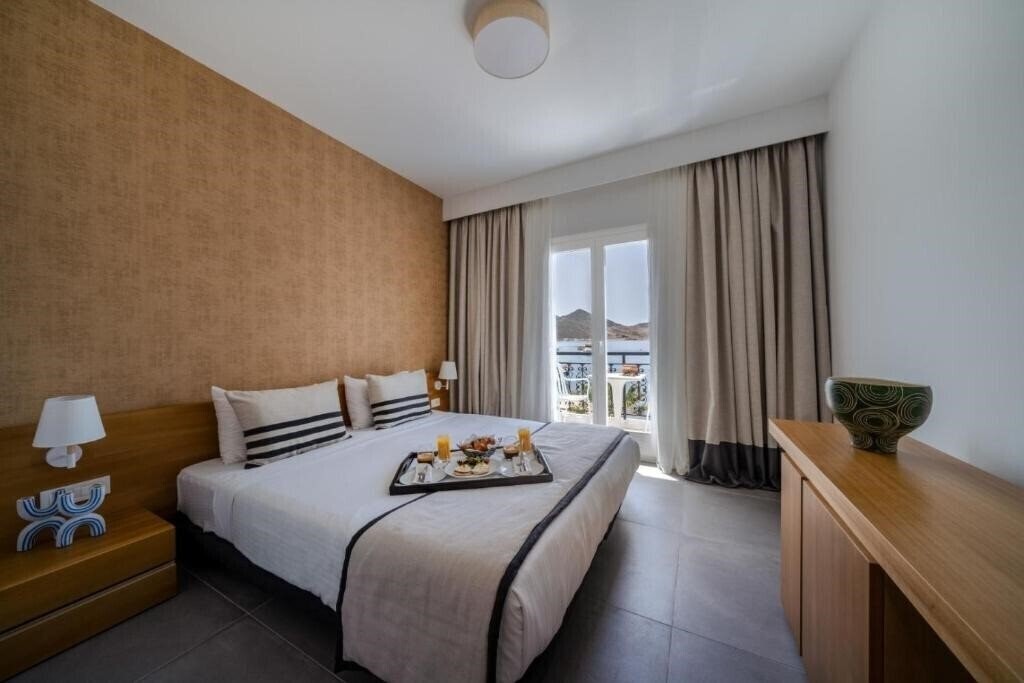 Отель Silver Beach Hotel 2*