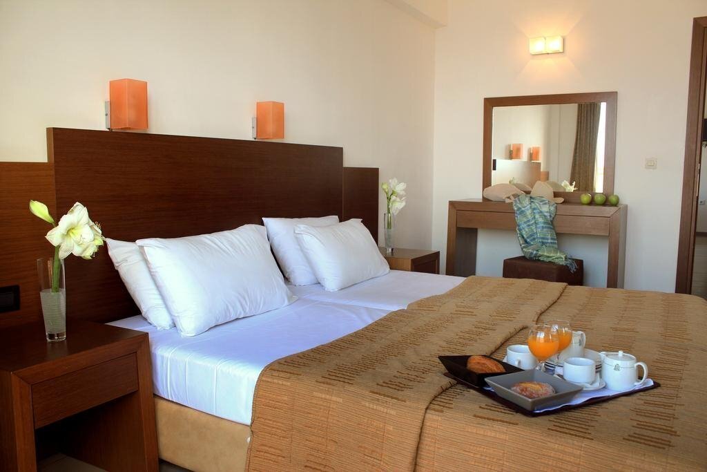 Готель Best Western Rodian Gallery Hotel Apartments 3*