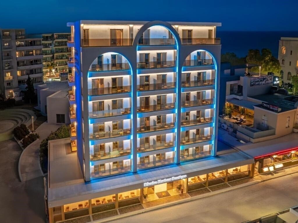 Отель Best Western Rodian Gallery Hotel Apartments 3*