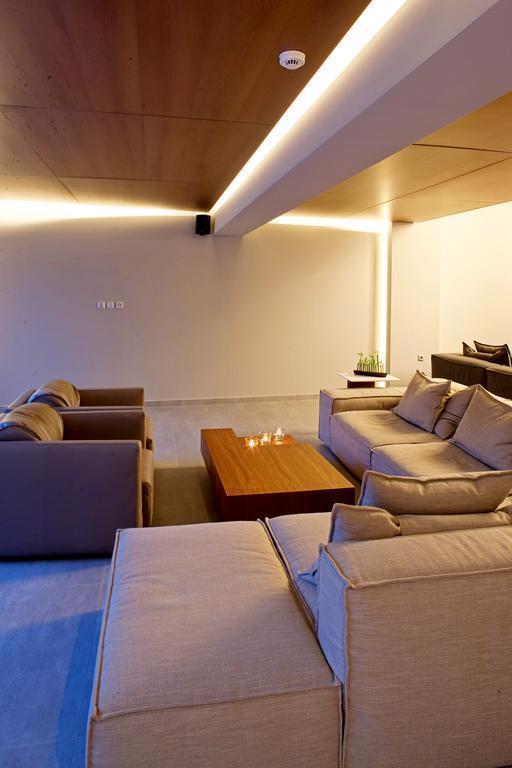 Картинка Oktober Downtown Boutique Hotel 3*