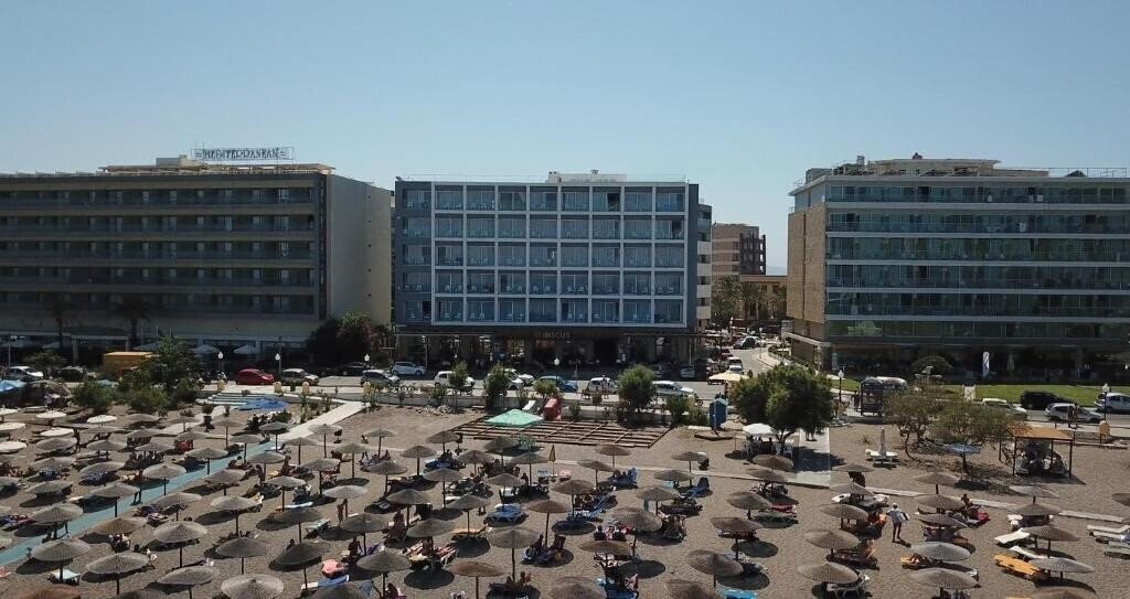 Готель Ibiscus 4*