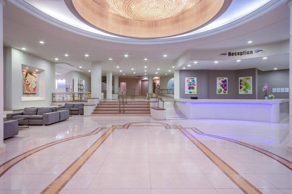 Фотографія Sol by Melia Cosmopolitan Rhodes 4*