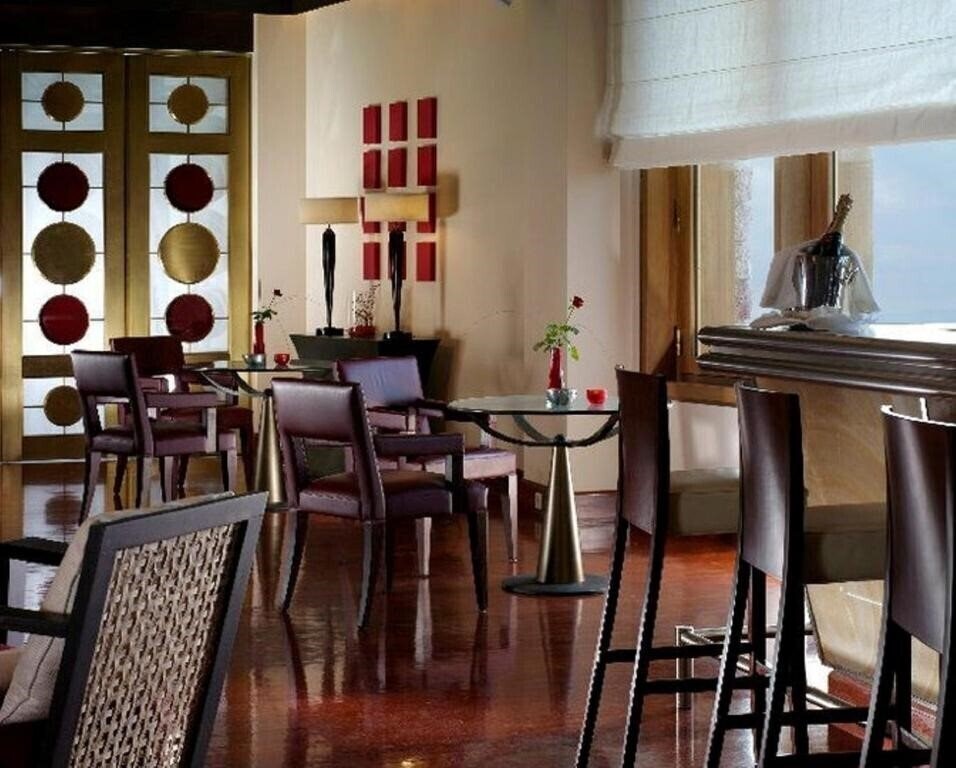 Изображение Amphitryon Boutique Hotel 3*