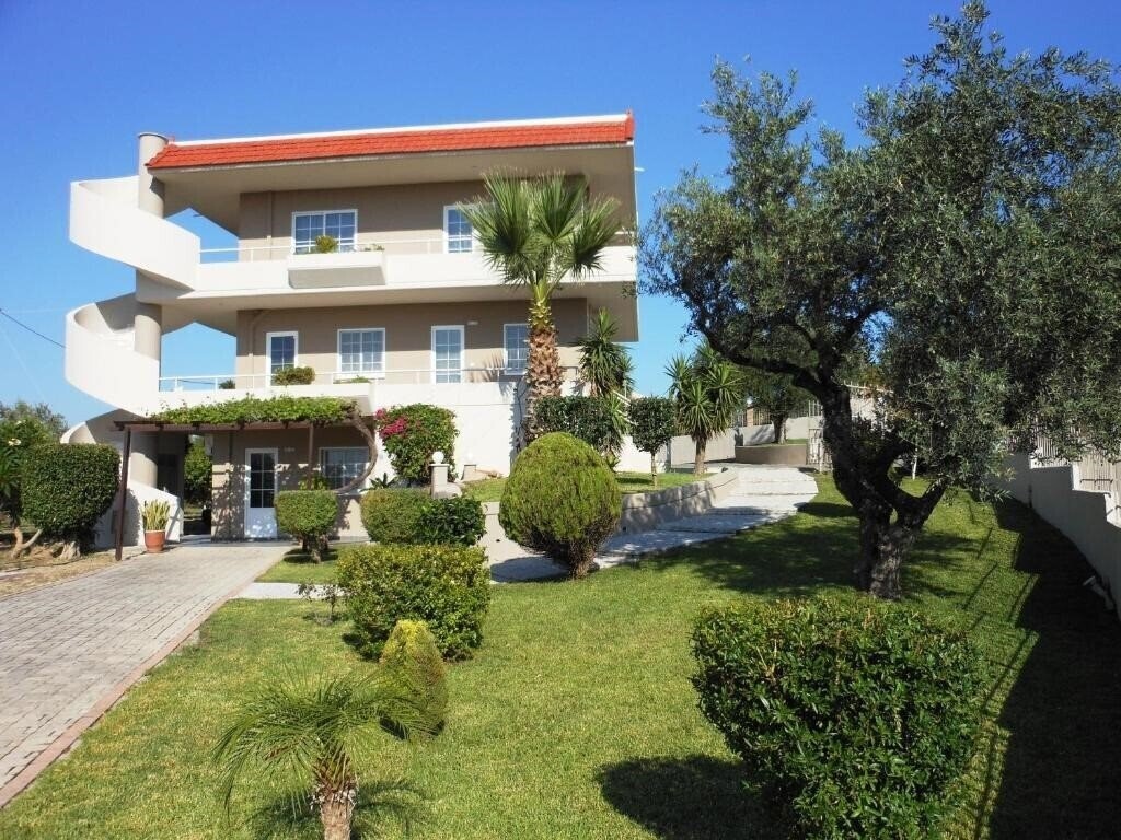 Отель Olive Grove Villa 3*