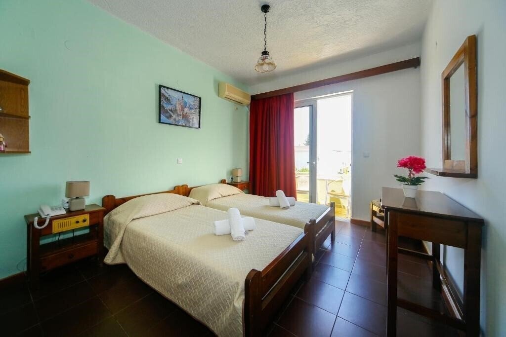 Картинка Tsambika Sun Hotel 2*