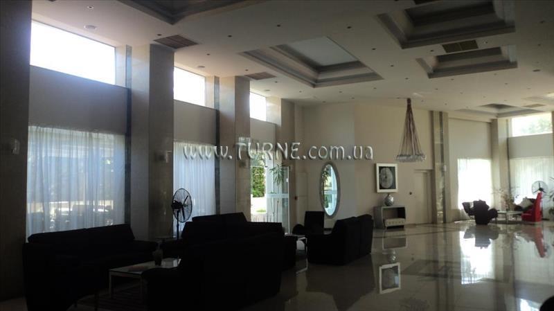 Фото Continental Apartments 4*