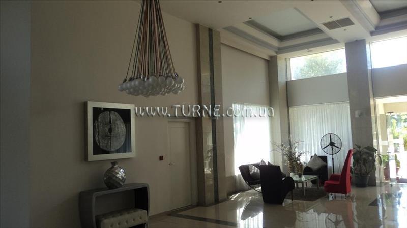 Готель Continental Apartments 4*