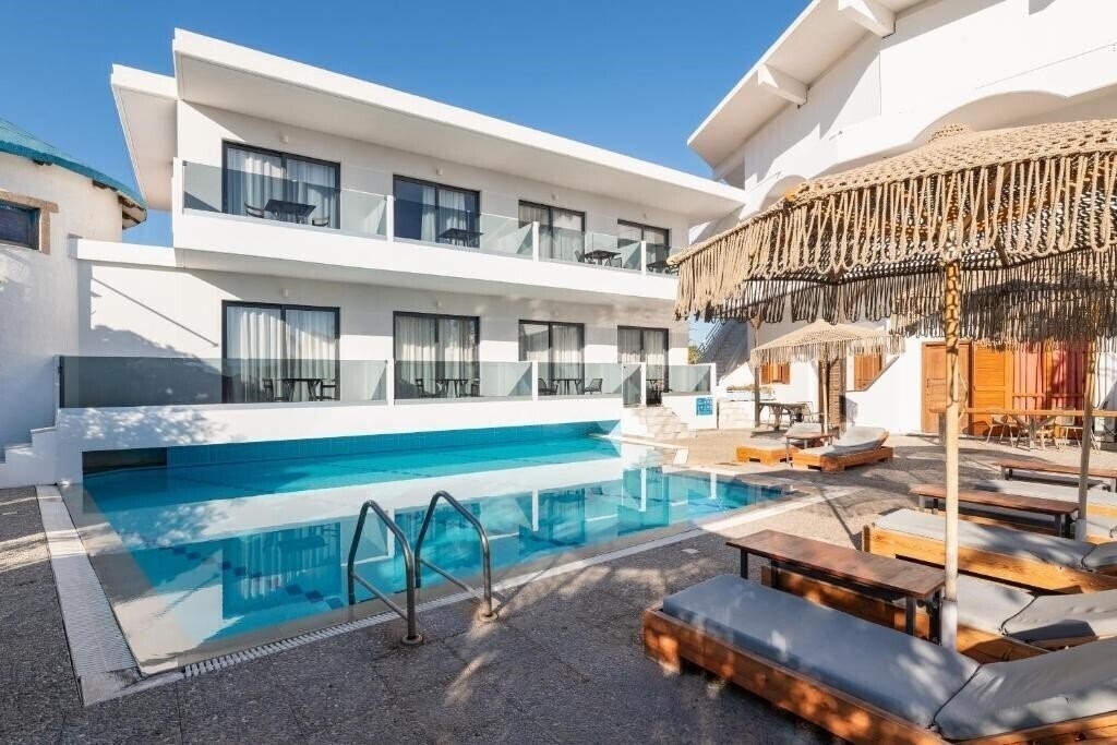 Картинка Aquarius Beach Hotel 3*